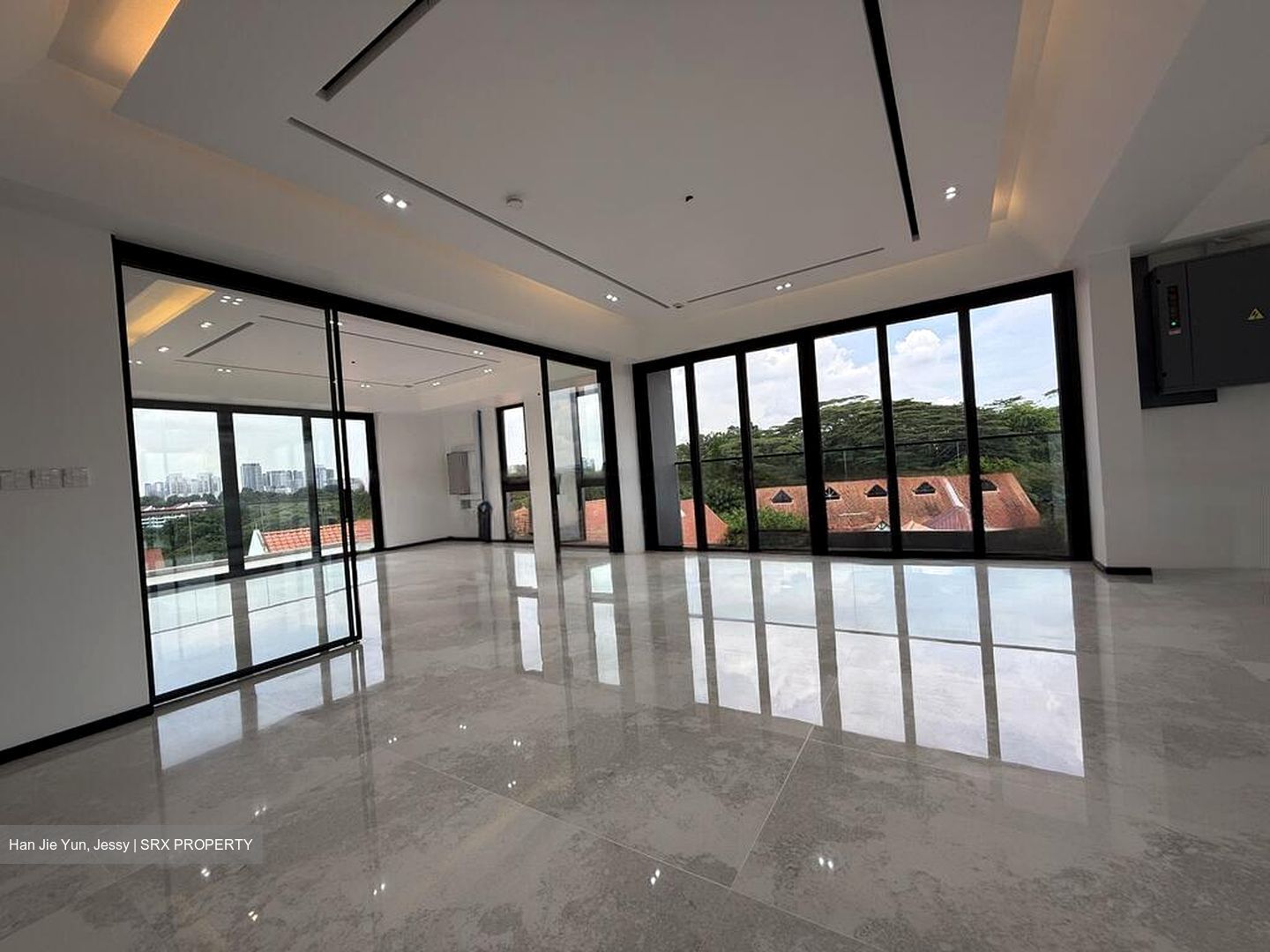 Golden Rise Estate (D21), Semi-Detached #483633081
